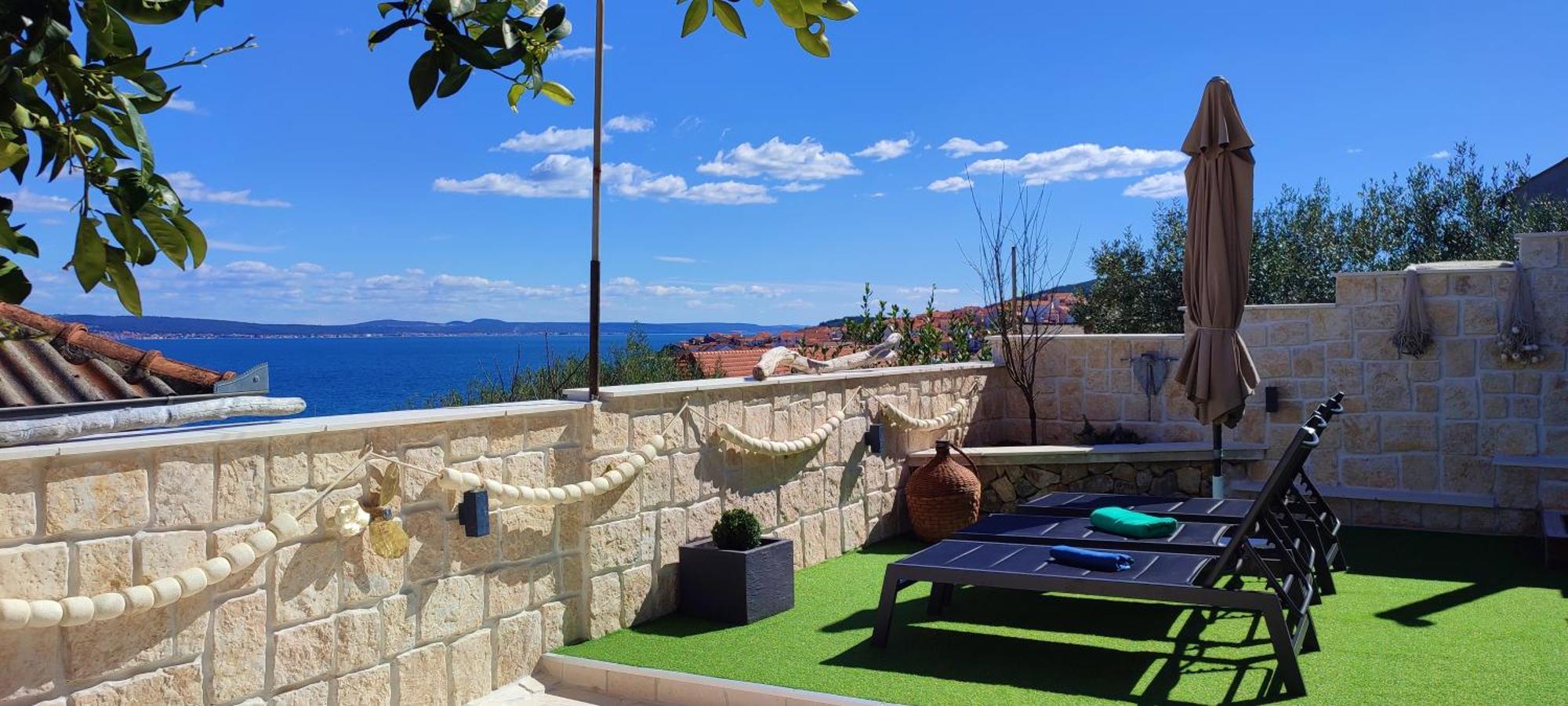 Luxury Sunrise Jacuzzi Apts, 50 M From The Beach Кали Экстерьер фото