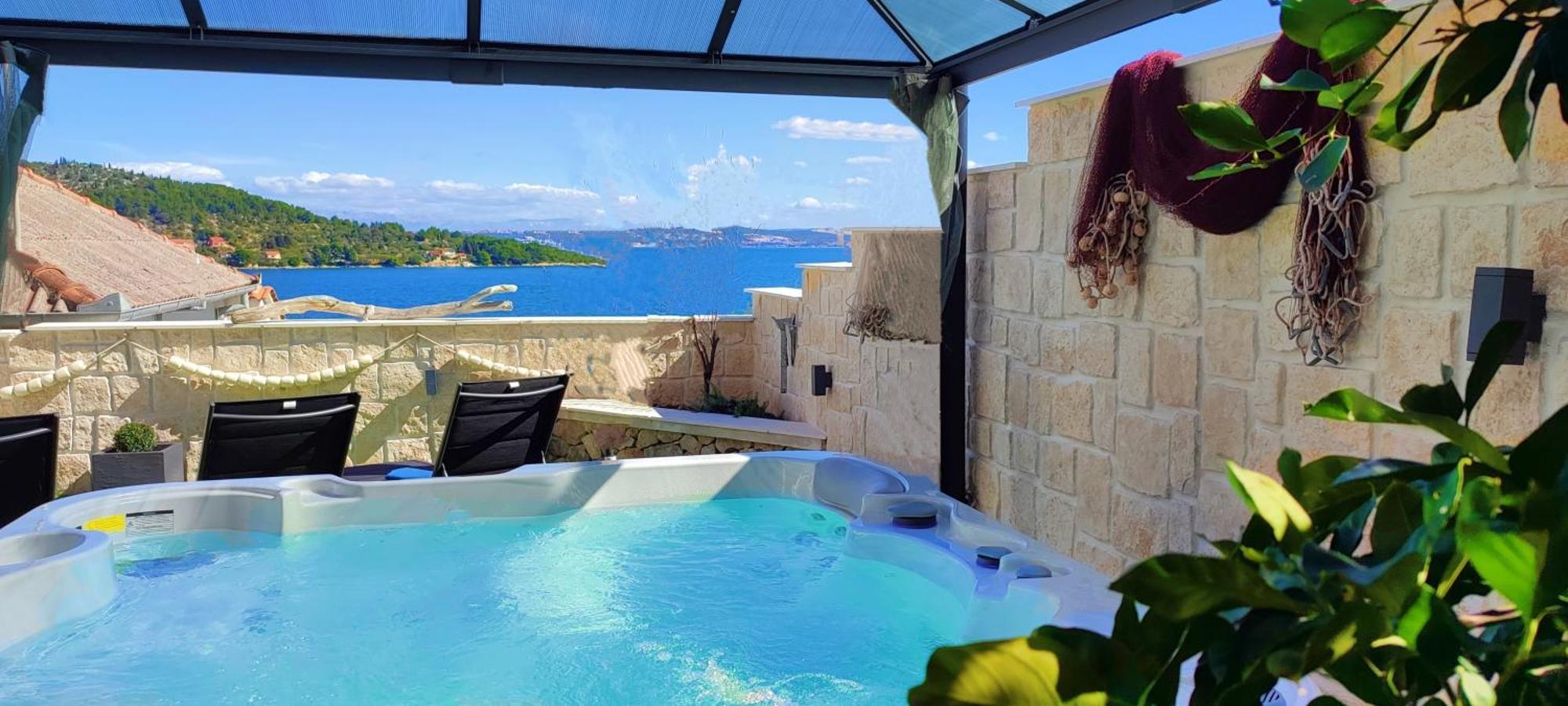 Luxury Sunrise Jacuzzi Apts, 50 M From The Beach Кали Экстерьер фото